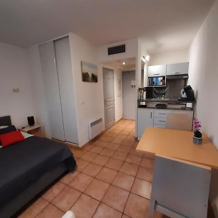 Hotel Albatros Mouans-Sartoux Zewnętrze zdjęcie