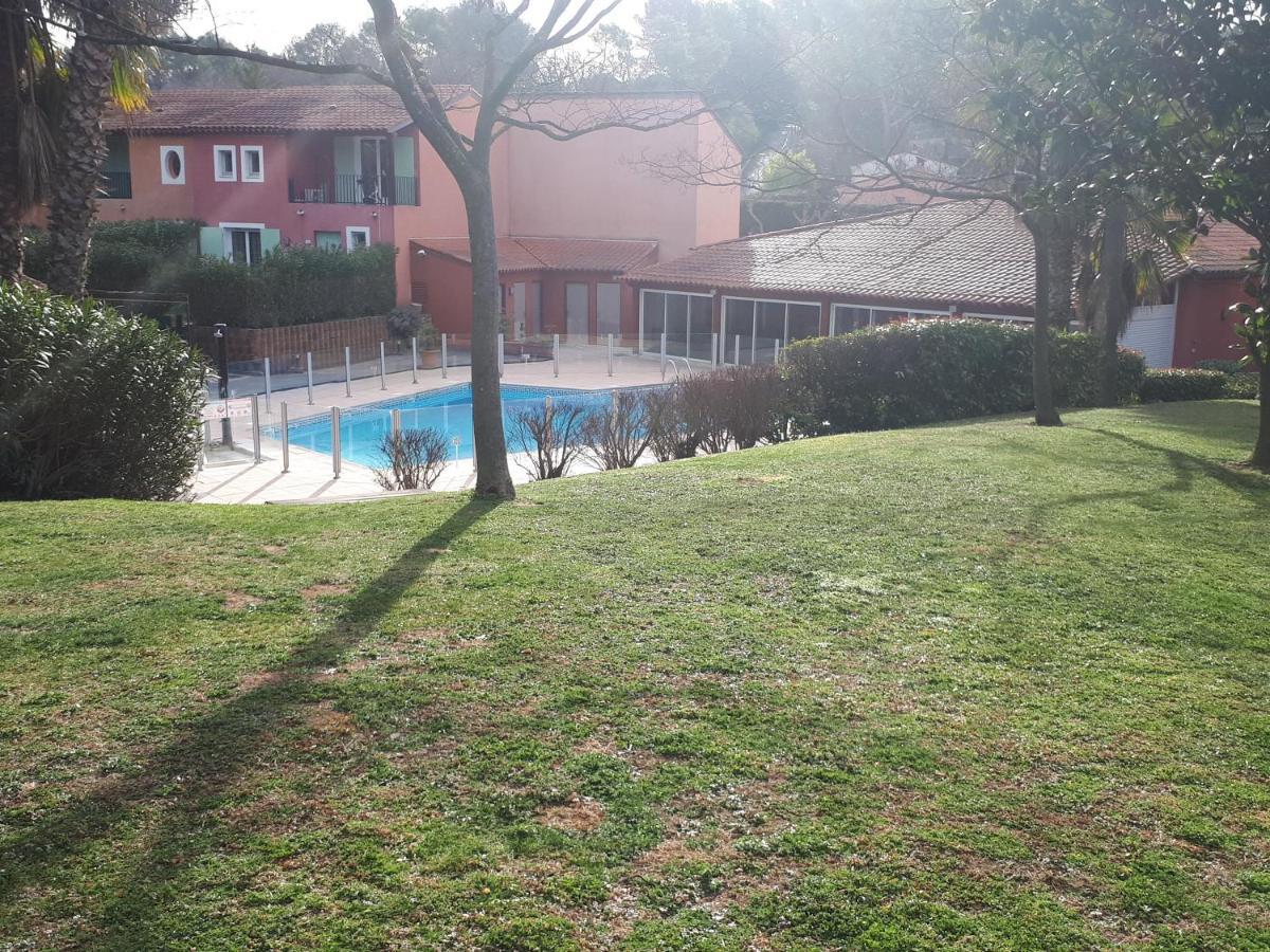 Hotel Albatros Mouans-Sartoux Zewnętrze zdjęcie