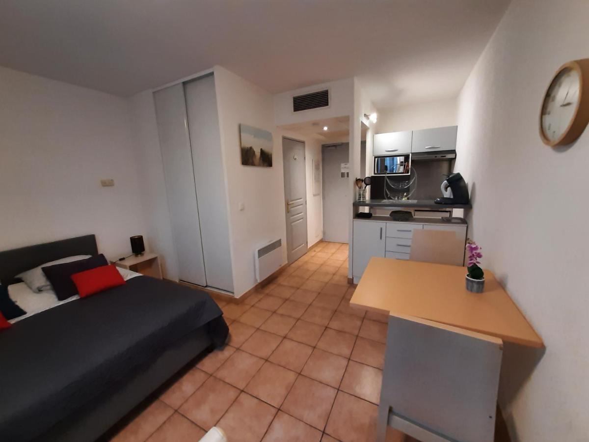 Hotel Albatros Mouans-Sartoux Zewnętrze zdjęcie